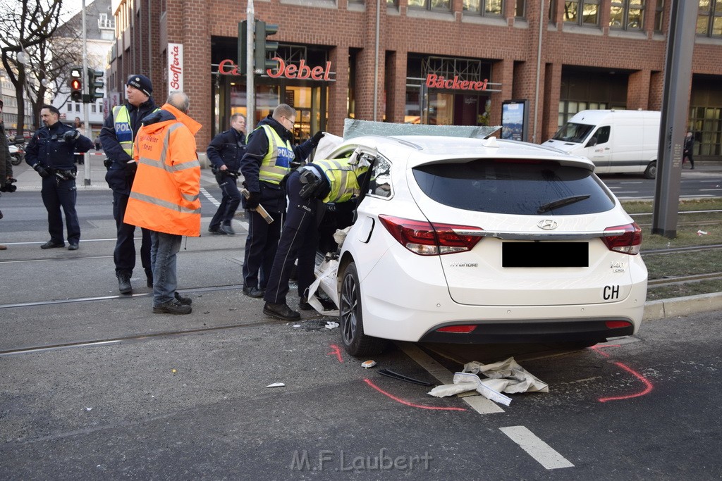 VU PKW Strab Koeln Mitte Pipinenstr Hohestr P148.JPG - Miklos Laubert